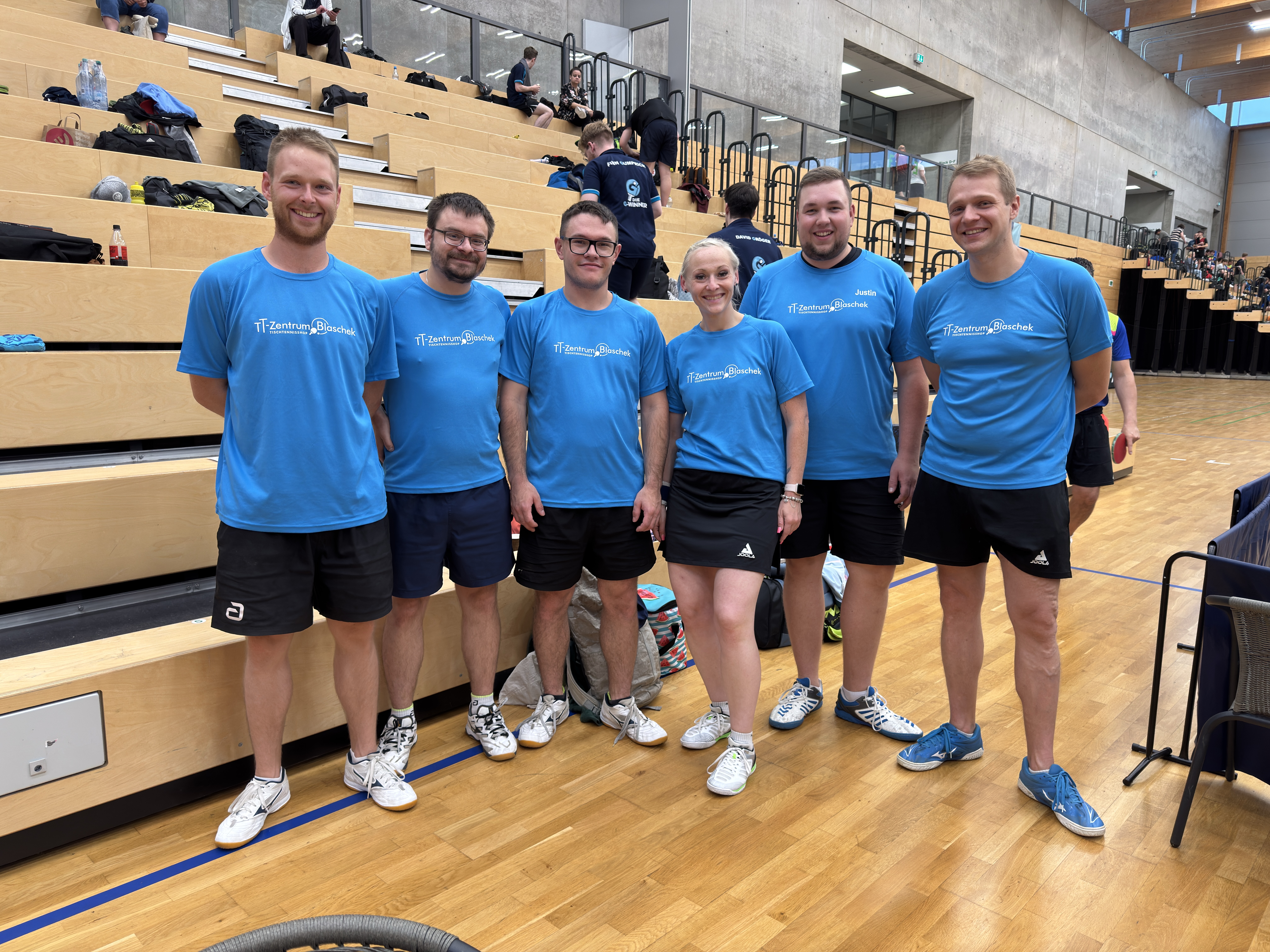 Das Luckenwalder Rum-Kommando vor dem ersten Gruppenspiel in Saarbrücken