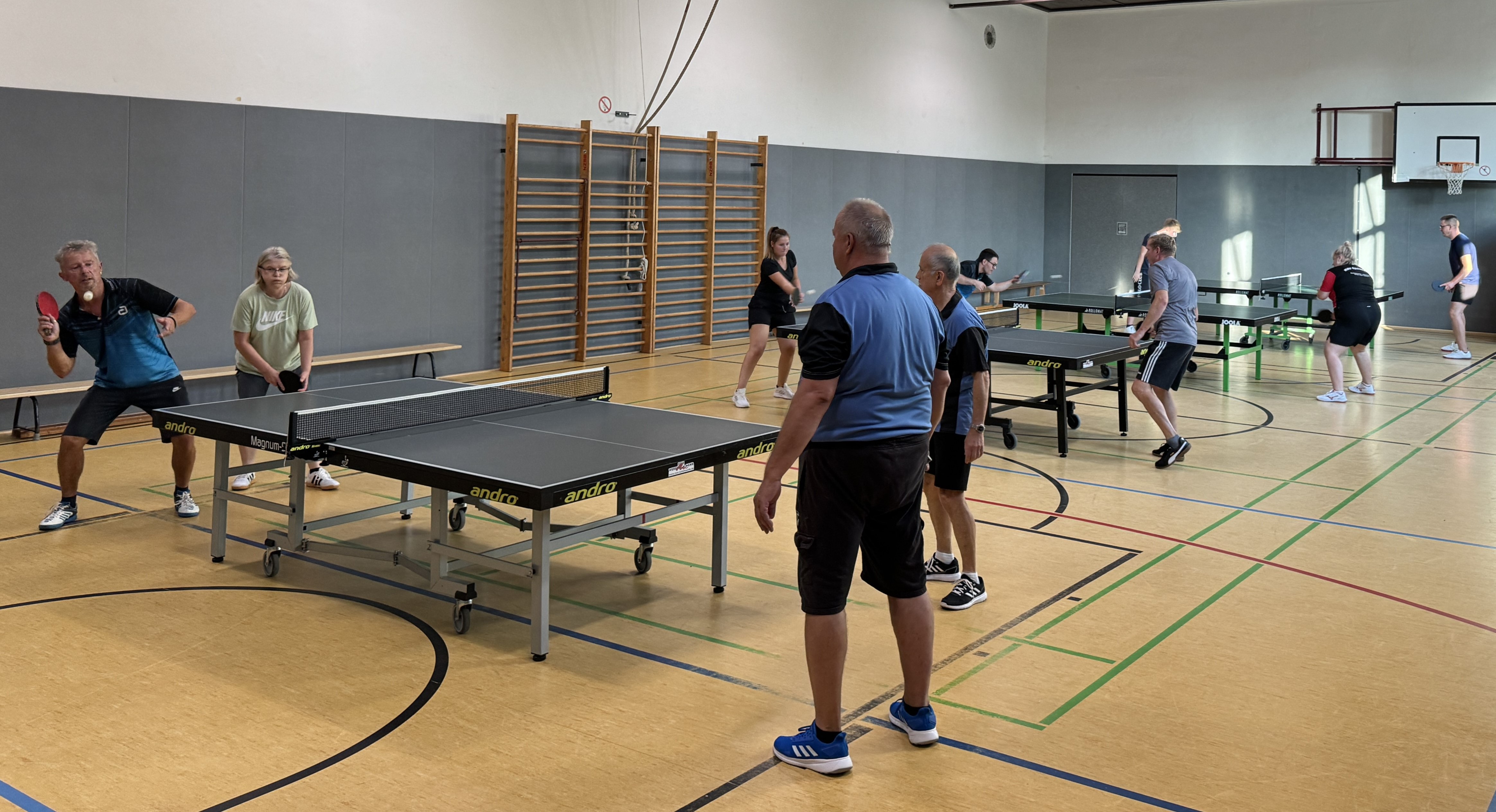 Innenansicht Turnhalle "Frankenstra&szlig;e"